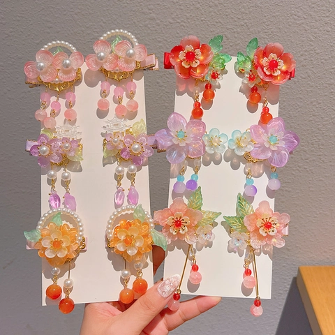 Fermagli per Capelli in Stile Cinese Vintage con Fiori e Nappine per Ragazze Accessori Hanfu in Resina Perla Artificial Farfalla Coppia