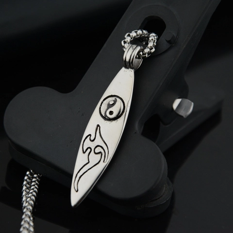 Collar con Colgante de Tabla de Surf de Tai Chi Yin Yang de Acero Inoxidable Vintage para Hombres Mujeres Joyas de Hip Hop con Patrón de Llama Tribal