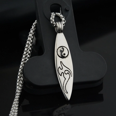 Collar con Colgante de Tabla de Surf de Tai Chi Yin Yang de Acero Inoxidable Vintage para Hombres Mujeres Joyas de Hip Hop con Patrón de Llama Tribal