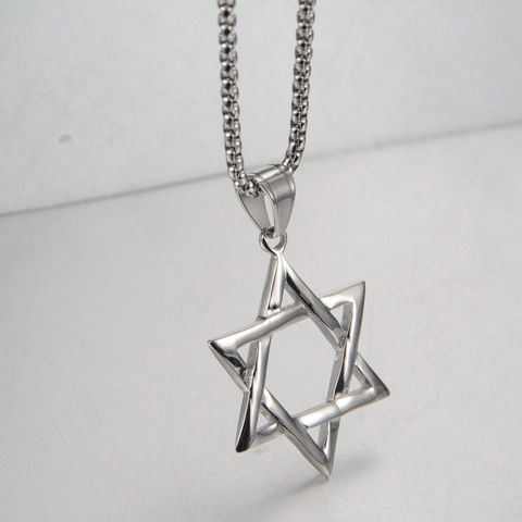Collier Pendentif Hexagramme en Acier Titane Hip-hop pour Hommes Femmes Étoile de David Géométrique Bijoux de Mode Streetwear