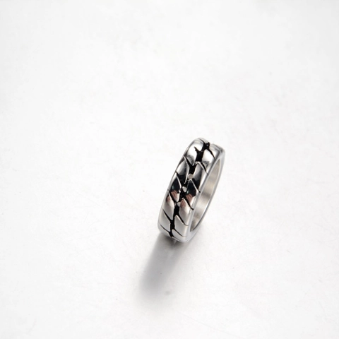 Vintage Stainless Steel Ring For Men Retro Industrial Style Punk Woven Texture Wide Band Silver Biker Ring Fashion Jewelry Gift