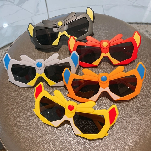 Kids Cartoon Superhero Sunglasses UV400 Protection Plastic Cool Mask Shape Sun Glasses For Boys Girls Party Outdoor Activity