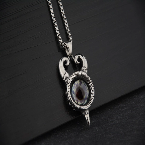 Collana con Ciondolo Occhio del Diavolo in Acciaio Inossidabile Vintage per Uomo Catena a Box Occhio del Diavolo Gotico Punk Corno di Bue
