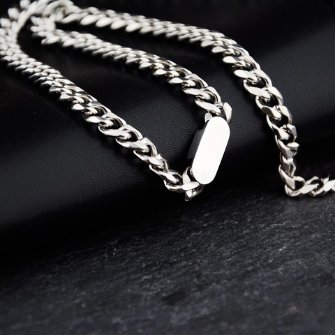 Koreanische Mode Edelstahl Panzerkette Mit Poliertem Quadratischen Anhänger Für Herren Damen Trendiger Minimalistischer Schmuck