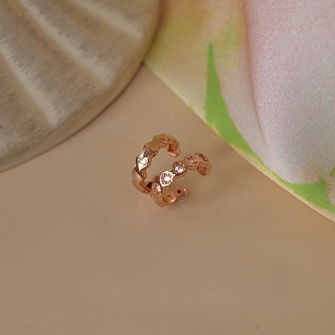 Eleganti Orecchini a Clip a Nido d'ape Placcati in Oro Non Forati con Strass a Forma di Esagono e Onde per Donna Gioielli