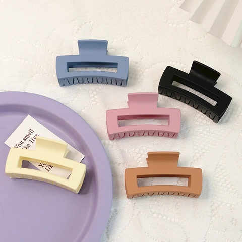 Pinza para el Pelo Estilo Coreano para Mujer Rectangular Mate Grande Antideslizante Pinza de Tiburón Hueca Geométrica Accesorio