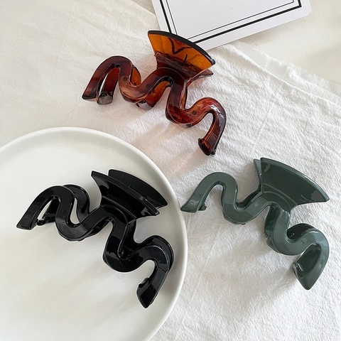 Pinza para el Pelo Ondas Geométricas de Plástico Clip de Tiburón Grande Forma W Accesorios de Cabello Minimalistas Mujer