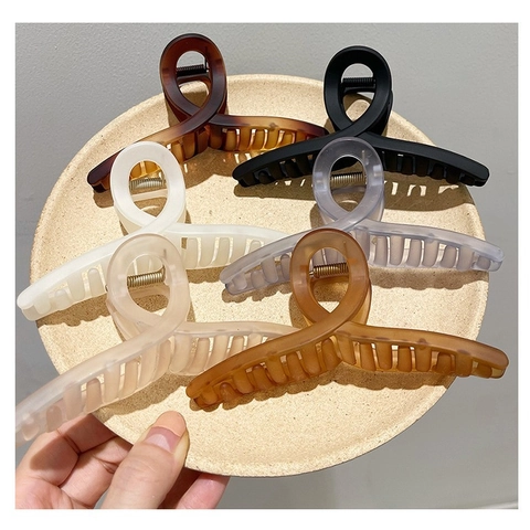 Koreanischer Stil Strukturierte Polycarbonat Große Haarkralle Minimalistisch Geleefarbe Kreuz Hai Clip Für Damen Haarschmuck