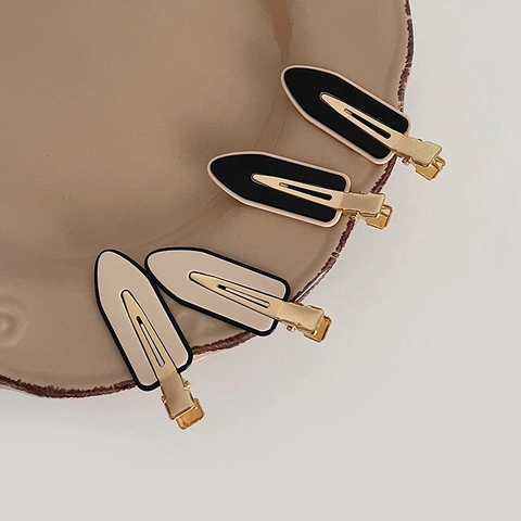 Minimalistisch Zwart Wit Acryl Eendenbekclip Voor Vrouwen Geometrisch Golfpatroon Contrast Kleur Haarspelden Dagelijks Haaraccessoires