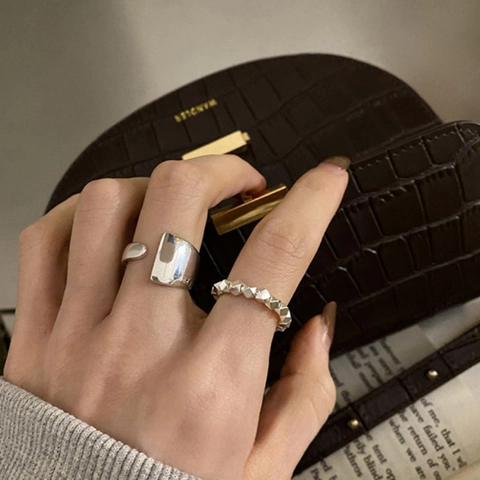 Minimalistisches Kupfer Perlen Offener Ring Für Damen Geometrischer Würfel Verstellbar Silber Platin Überzogen Fingerring
