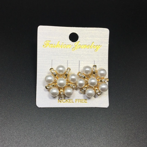 Eleganti Orecchini a Bottone con Perla Artificiale a Fiore per Donna Orecchini a Grappolo in Lega Dorata e Strass Gioielli