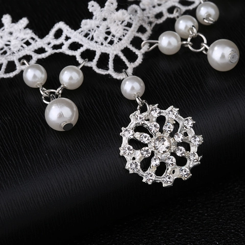 Elegant White Lace Choker Necklace With Faux Artificial Pearl Rhinestone Flower Pendant For Wedding Party Women Girls Jewelry