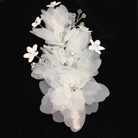 Pinza para el Cabello de Novia Estilo Coreano Organza Blanca Flor 3D Cuentas Tocado Hecho a Mano Accesorios para el Cabello Mujer