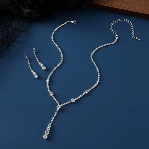 Élégant Ensemble De Bijoux De Mariage En Alliage Et Strass Collier Et Boucles D'Oreilles Mariée Banquet Fête Accessoire Femme
