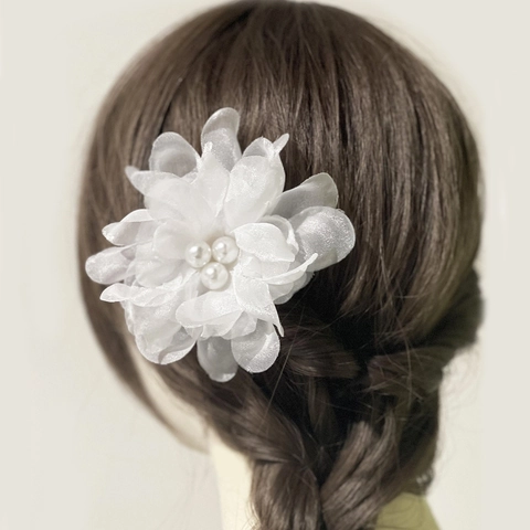 Eleganter Stoff Blumen Haarclip Mit Künstliche Perlen Braut Hochzeit Strand Urlaub Damen Legierung Blumen Haarschmuck