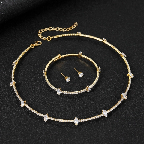 Braut Legierung Strass Halskette Armband Ohrringe Kombination Hochzeit Bankett Marquise Kristall Zubehör Schmuck Für Damen