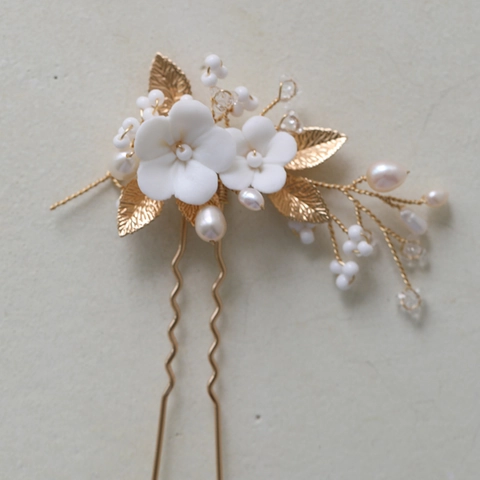 Handmade White Flower Gold Leaf U Shaped Hair Stick For Bride Wedding Elegant Bridal Hair Fork Jewelry Accessories