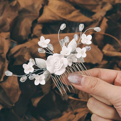 Elegante Pettine per Capelli da Sposa con Fiori in Argilla Polimerica Bianca Foglia in Lega Argento Strass Perla Artificiale per Matrimonio Gioielli Donna
