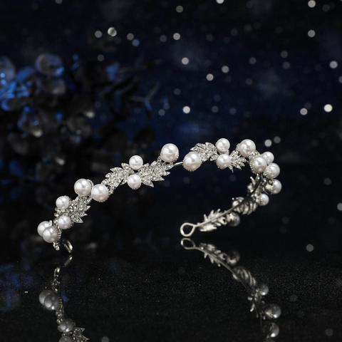 Elegant Alloy Artificial Pearl Rhinestone Bridal Headband Luxurious Leaf Design Silver Color Hair Accessory For Wedding Party Women