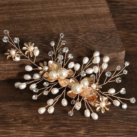 Handgefertigte Legierung Blume Braut Haarclip Mit Künstlicher Perle Und Strass Eleganter Hochzeitskopfschmuck Blumiger Haarschmuck