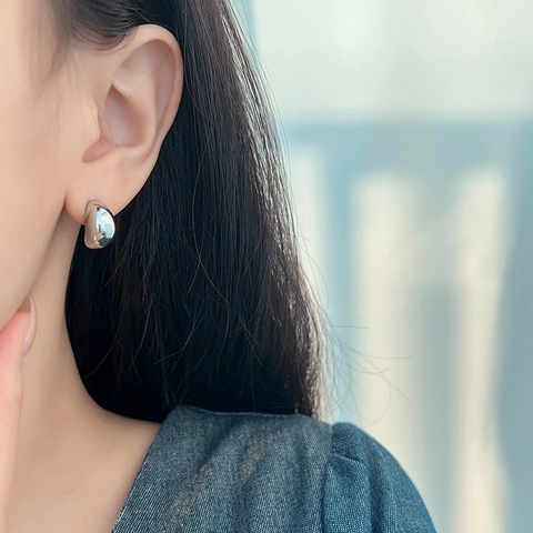 Boucles d'Oreilles Clous Goutte d'Eau en Cuivre Minimalistes Avec Tige en Argent Haricots Métalliques Lisses pour Femmes Bijoux de Mode Quotidienne