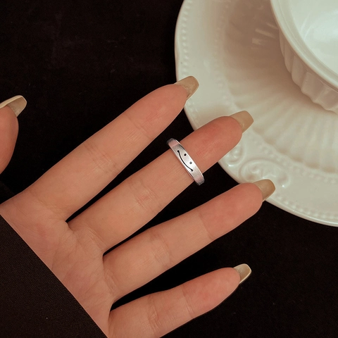 Süßer Smiley Gebürstetes Metall Offener Ring Für Damen Minimalistischer Verstellbarer Versilberter Kupfer Zeigefinger Schmuck