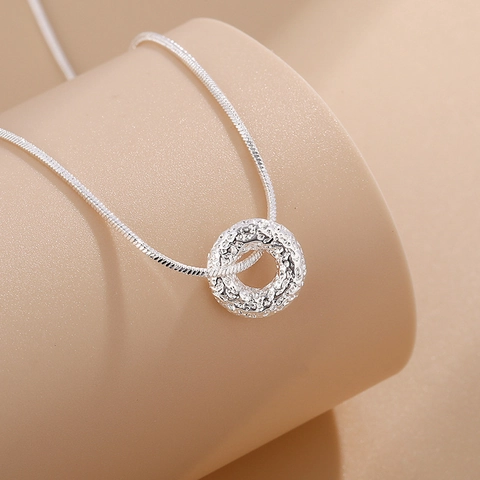 Minimalistische Kupfer Donut Ring Anhänger Halskette Geometrisch Hammerschlag Unregelmäßige Textur Schlangenkette Versilberter Schmuck Damen