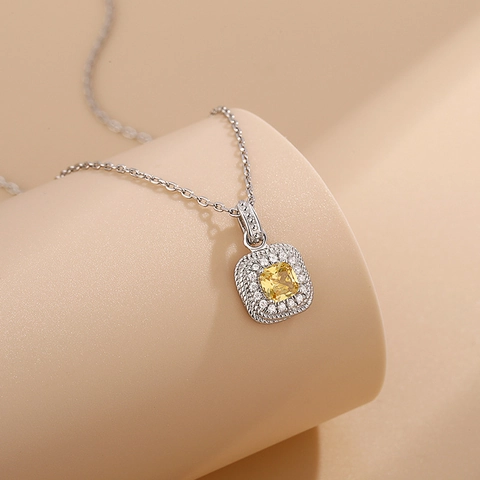 Light Luxury Square Yellow Rhinestone Pendant Necklace For Women Copper Electroplated Halo Curb Chain Jewelry Elegant Neck Chain