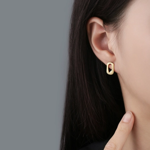 Orecchini a Bottone a Cuore Cavo Geometrico in Rame Spazzolato Minimalista per Donna Cornice Rettangolare Cava Design Placcato Oro Argento Gioielli