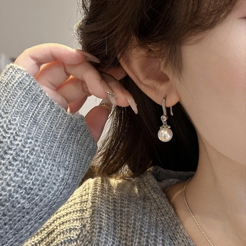 French Style Elegant Copper Artificial Pearl Drop Earrings With Rhinestone Minimalist Dainty Hook Earrings For Women