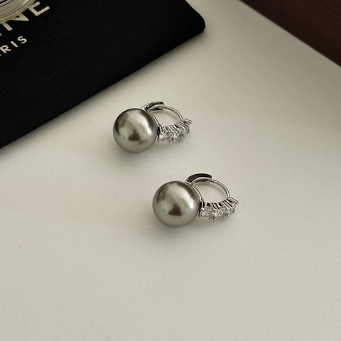 Eleganti Orecchini Huggie In Rame Con Künstliche Perle Grigie Per Donna Lusso Leggero Francese Orecchini A Cerchio Con Zirconia Gioielli Quotidiani