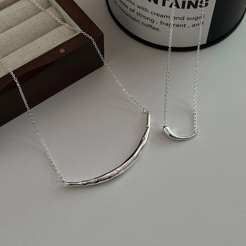 Collana con Pendente a Sorriso in Rame Placcato Argento Minimalista Stile Coreano Catena per Clavicola Geometrica Donna