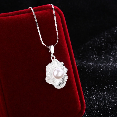 Französischer Stil Muschel Künstliche Perle Anhänger Halskette Elegante Versilberte Kupfer Schlüsselbeinkette Für Damen Minimalistischer Schmuck