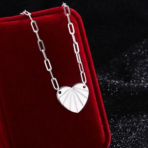 Collar De Cobre Plateado Con Colgante De Corazón Diseño Radiante Cadena De Clip Joyería De Moda Coreana Para Mujer