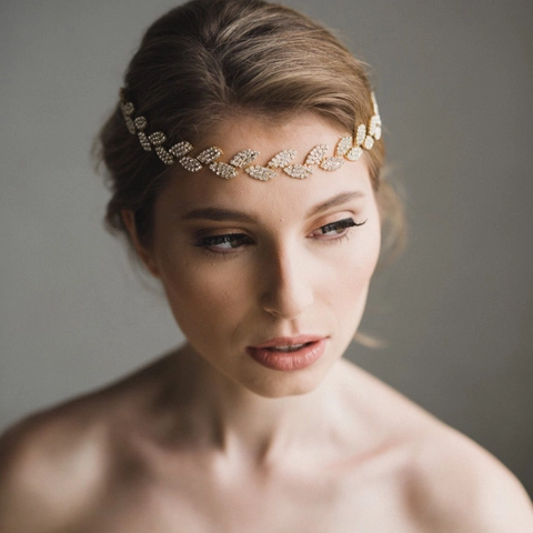 Luxuriöse Legierung Strass Blatt Braut Haarrebe Hochzeit Kopfschmuck Doppelter Haarkamm Bohemian Stil Damen Party Schmuck
