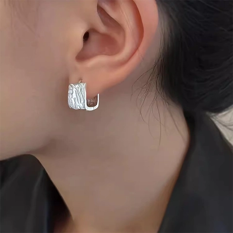 Moderne Geometrische Quadratische Ohrstecker Für Damen Unregelmäßige Lava-Textur Kupfer Versilbert Schmuck Geschenk