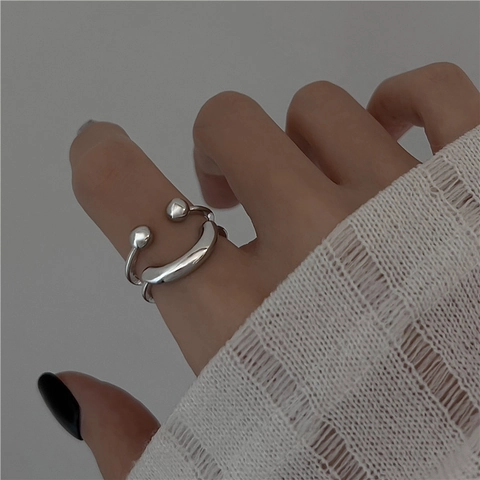 Anello Aperto in Rame Minimalista con Faccina Sorridente per Donna Placcato Argento Anello da Dito Geometrico Regolabile Gioielli di Moda