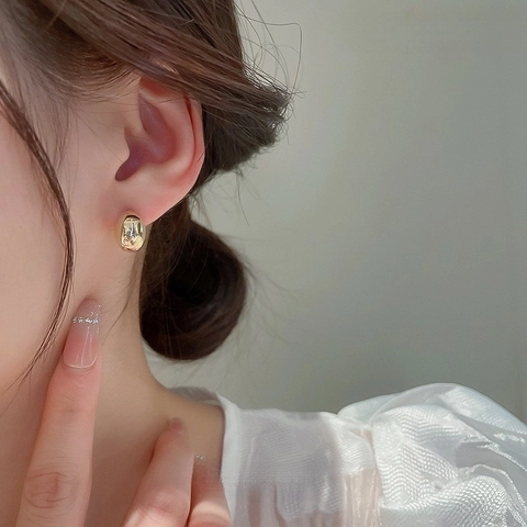 Shiny Polished Copper Bean Stud Earrings For Women Minimalist Oval Geometric High-End Fashion Jewelry Versatile Gold Silver Studs