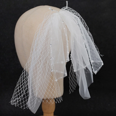 Elegante Velo de Novia Corto Blanco Con Lazo Tul Malla Lentejuelas Perlas Accesorio para el Cabello de Boda Para Novia Fotografía Fiesta