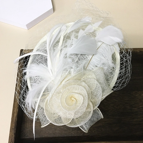 Sombrero Tocado para Mujer Hilo de Lino Pluma de Avestruz Velo de Malla Flor de Rosa Boda Banquete Fiesta Vintage Tocado