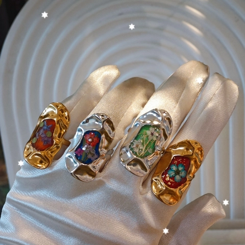 Anello Aperto in Acciaio Inossidabile Vintage con Fiore Pressato a Mano Resina per Donna Anello a Fascia Artistico Regolabile