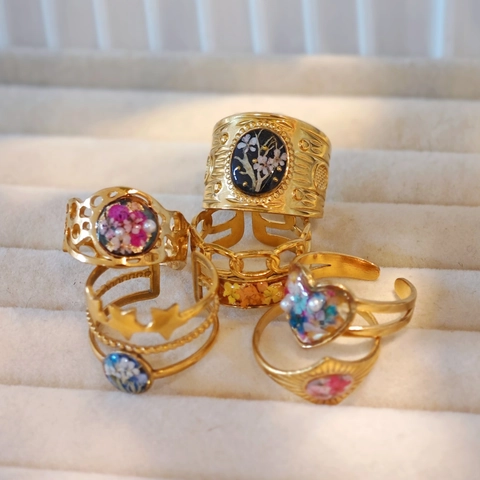 Handmade Stainless Steel Real Dried Flower Resin Ring Retro Adjustable Hollow Flower Artificial Pearl Ring For Women
