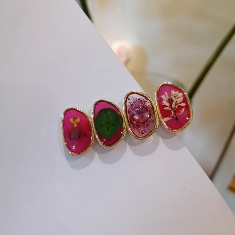 Handmade Resin Dried Flower Hair Clip Gold Metal Frame Fuchsia Pink Botanical Specimen Duckbill Clip Women Hair Accessories