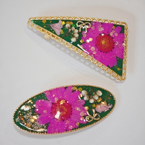 Vintage Handgefertigte Harz Haarklammer Echte Trockenblume Waldgrün Legierung Haarnadel Für Damen Ästhetischer Blumenschmuck