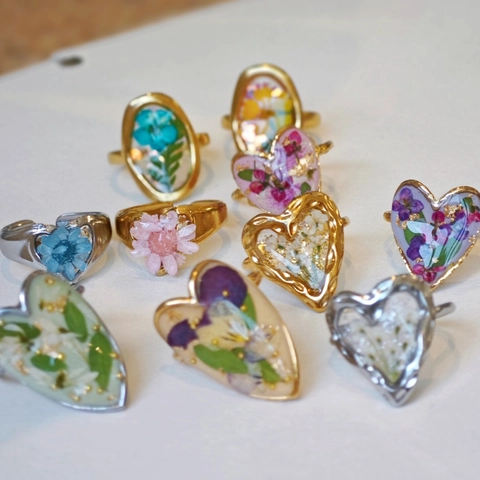 Handmade Dried Flower Stainless Steel Open Ring Vintage Resin Botanical Adjustable Jewelry For Women Floral Gold Foil Accessory
