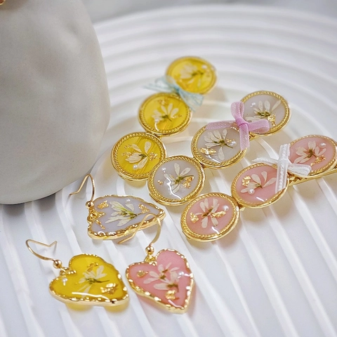 Handmade Dried Flower Resin Heart Drop Earrings And Floral Bow Hair Clip For Women Candy Color Jewelry Accessories