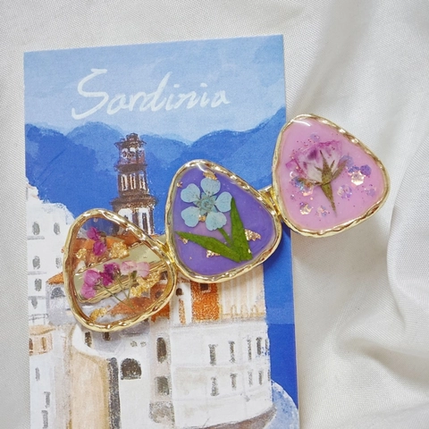 Pinza para el Pelo de Resina con Flores Reales Hecha a Mano Aleación de Oro con Flores Secas y Pan de Oro Estilo Pastoral