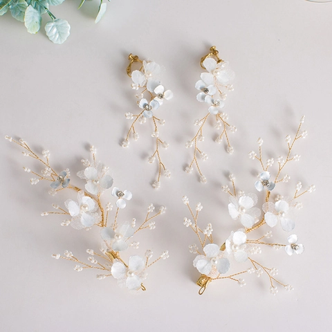 Set di Fermagli per Capelli e Orecchini da Sposa con Fiori Bianchi Verniciati Perle Artificiali Strass Gioielli Fatti a Mano da Donna