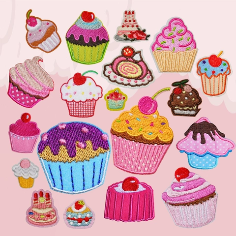 Écussons Brodés en Forme de Gâteau et Dessert en Polyester Thermocollants DIY pour Vêtements Sacs Chapeaux Sacs à Dos Décoration
