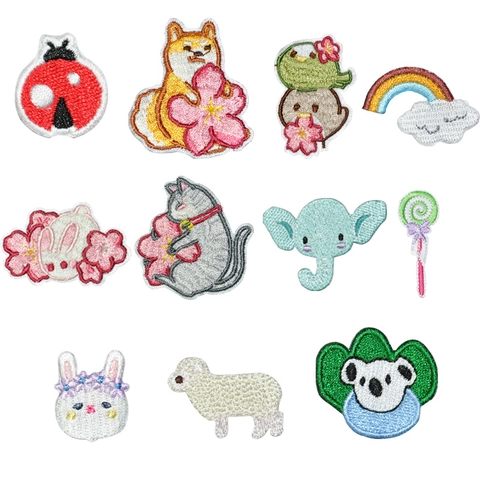 Écussons Brodés en Polyester Animaux de Dessins Animés Assortis Mignon Shiba Inu Panda Lapin Fleur de Cerisier Patchs Thermocollants pour Vêtement